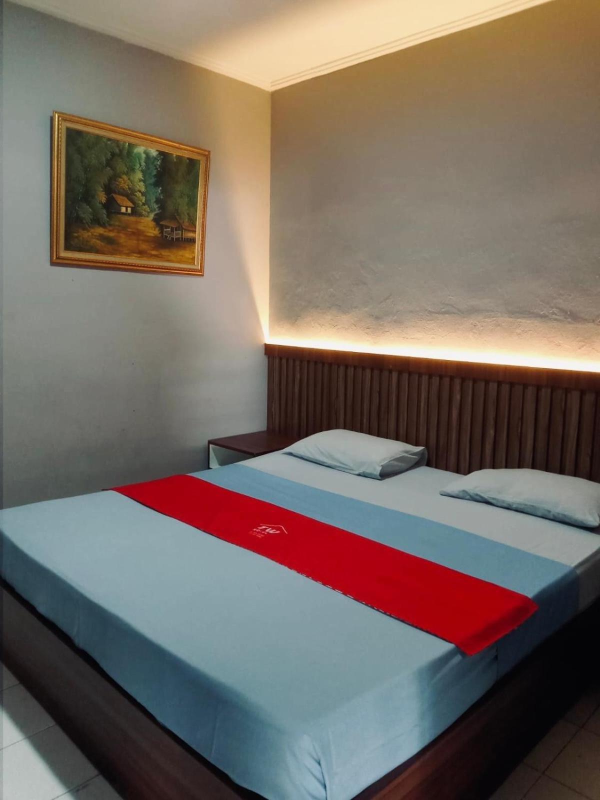Tw Penginapan Cianjur Exterior foto